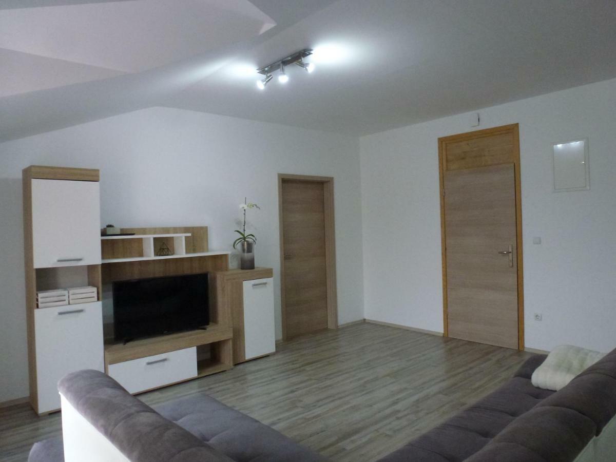 Apartmani Slavica シベニク エクステリア 写真