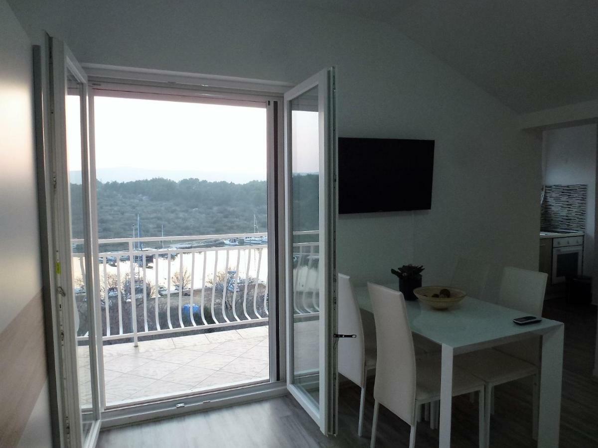 Apartmani Slavica シベニク エクステリア 写真