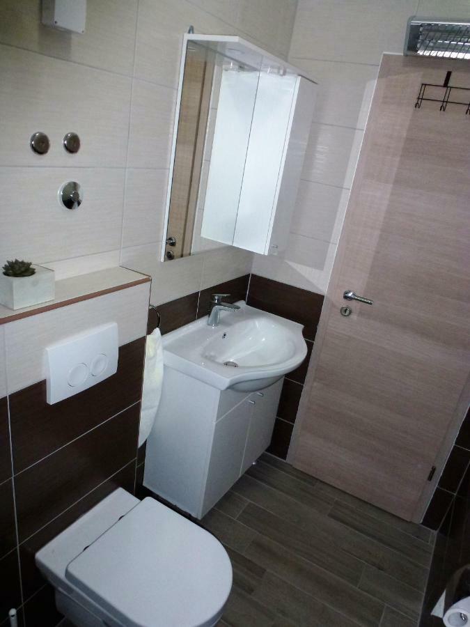 Apartmani Slavica シベニク エクステリア 写真